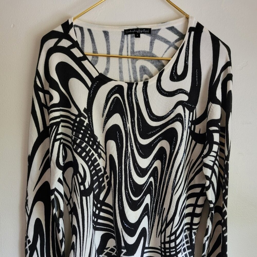 Pierri New York Sweater women Long Sleeves Size L Viscose Black White